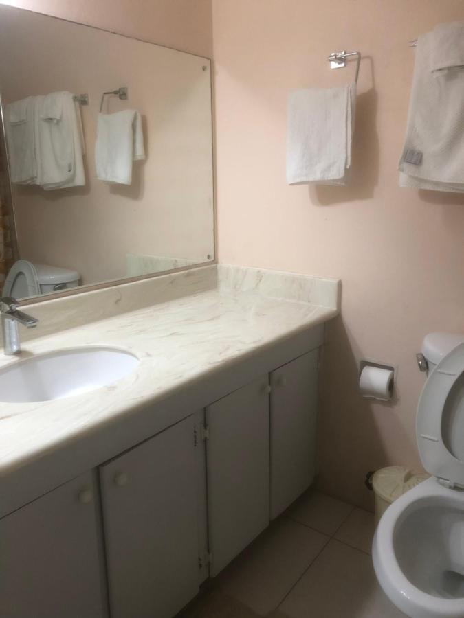 Finest Accommodation Renfrew Place 1 Bedroom Apt # 42 New Kgn 4--12 Renfrew Rd Kingston Exteriér fotografie