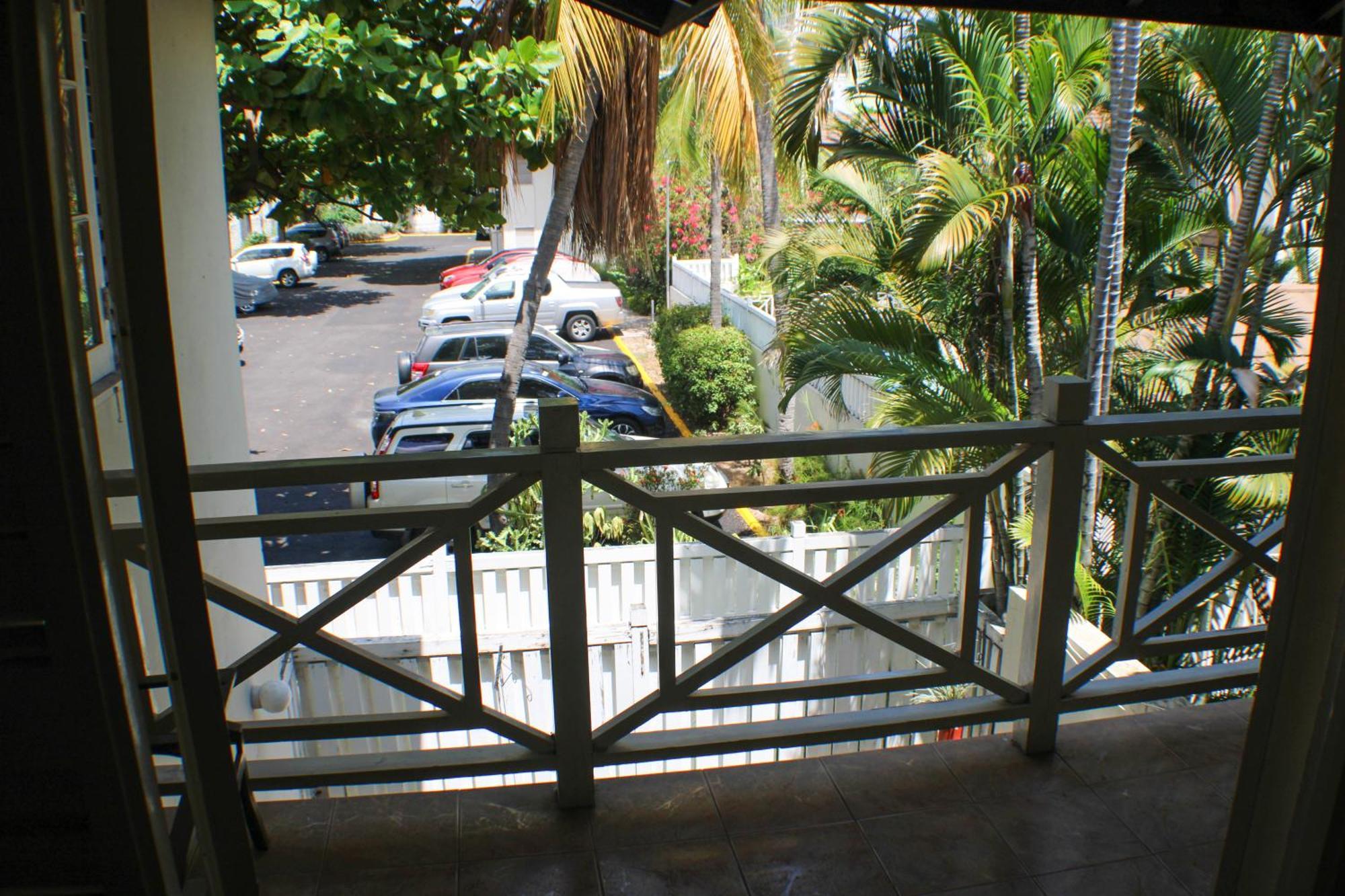 Finest Accommodation Renfrew Place 1 Bedroom Apt # 42 New Kgn 4--12 Renfrew Rd Kingston Exteriér fotografie